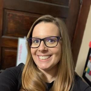 Meet your Posher, Crystal